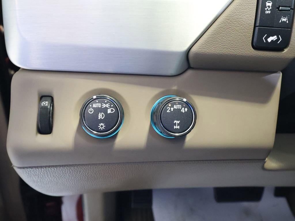 Used 2018 GMC Yukon SLT w/ Open Road Package image 13