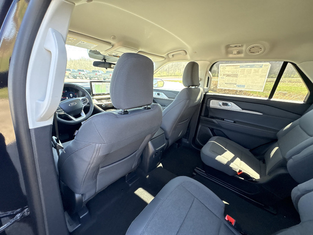 New 2026 Ford Explorer Active image 19