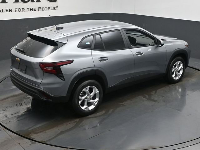 New 2026 Chevrolet Trax LS image 18