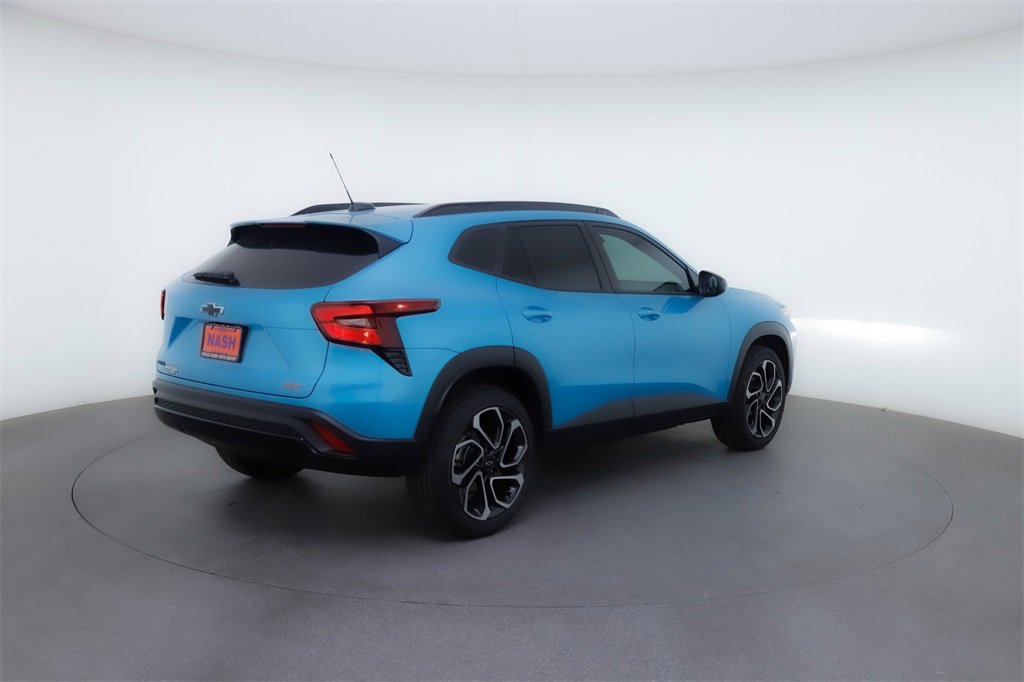 Used 2025 Chevrolet Trax RS w/ Driver Confidence Package image 7