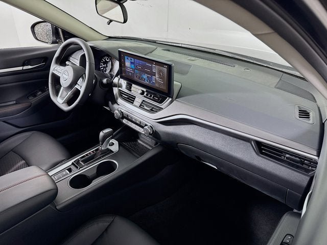 New 2026 Nissan Altima 2.5 SR AWD/4WD image 24