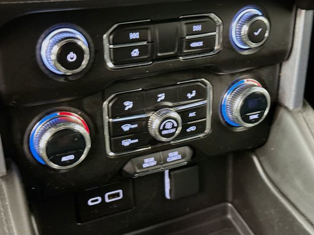Used 2023 GMC Yukon SLE w/ Gmc Pro Safety Plus Package image 18
