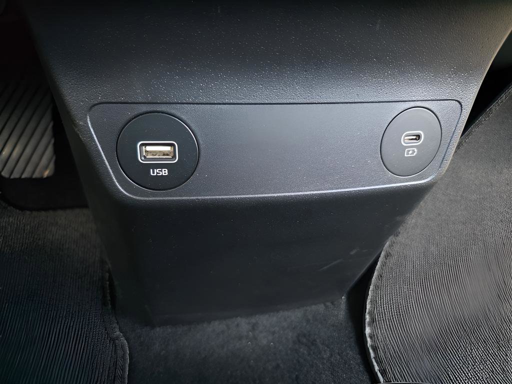 Used 2024 Kia EV6 Wind AWD/4WD image 35