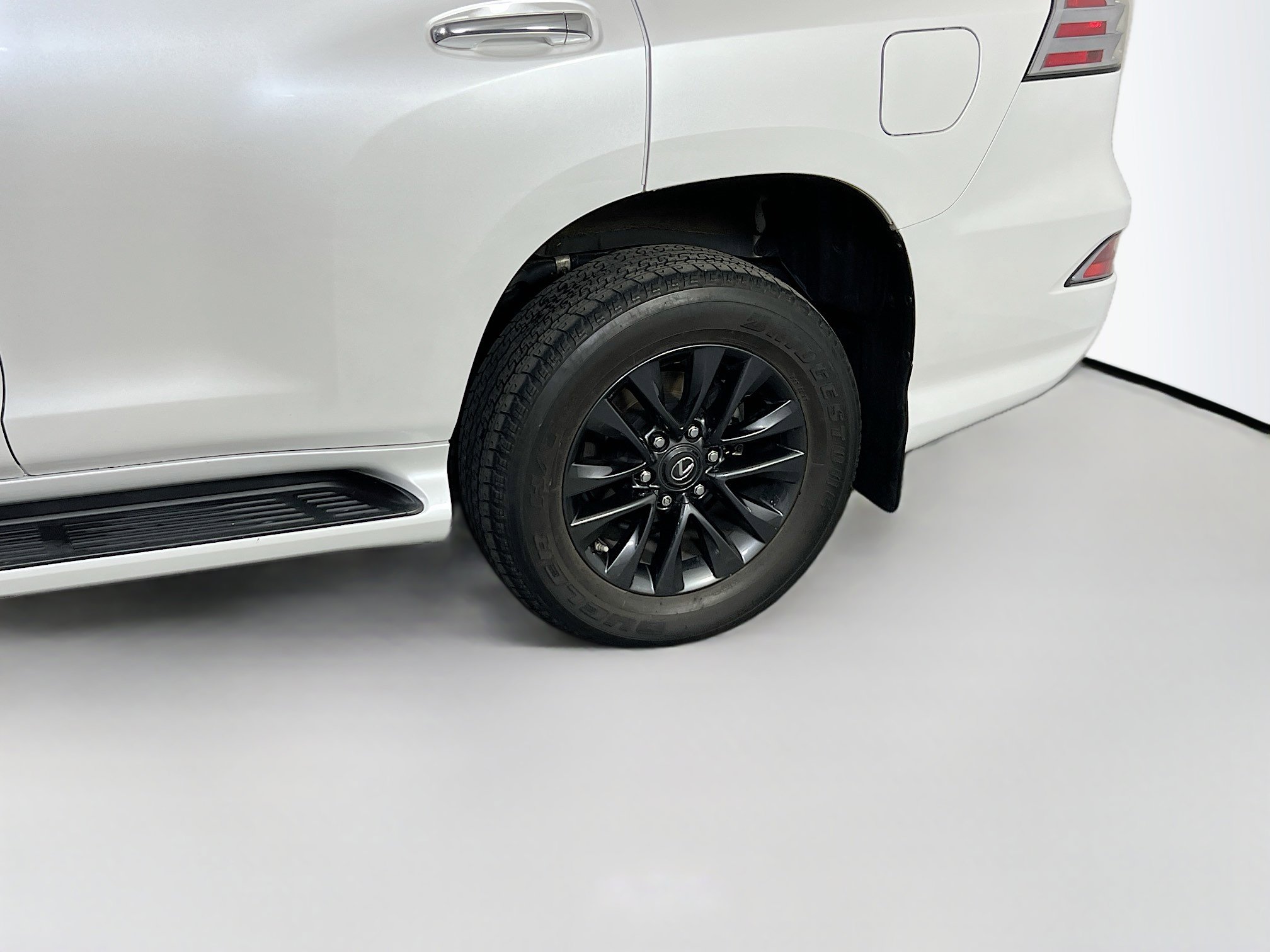 Used 2023 Lexus GX 460 Premium w/ Premium Package image 30