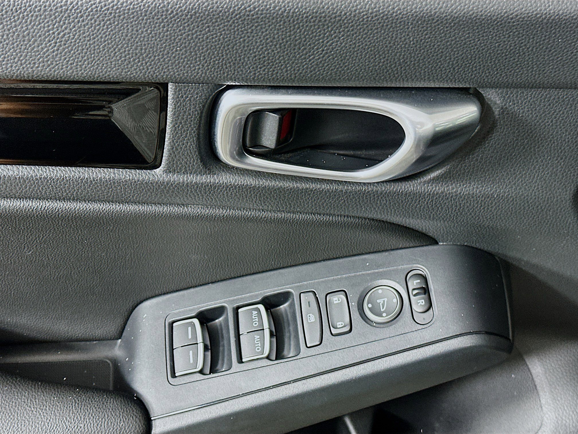 Used 2024 Honda Civic EX-L image 15