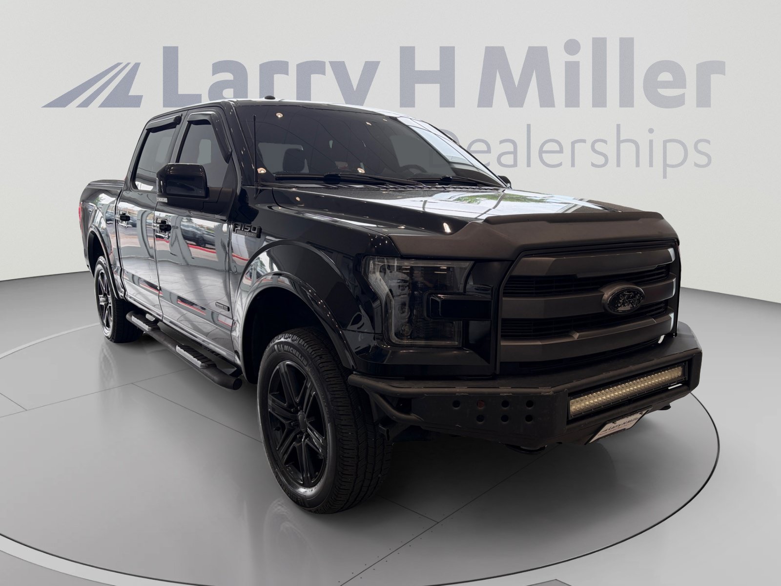 Used 2017 Ford F150 Lariat w/ Equipment Group 501A Mid AWD/4WD image 7