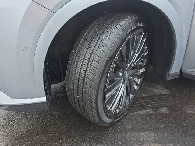 Used 2025 Lexus RX 350 AWD w/ Convenience Package image 32