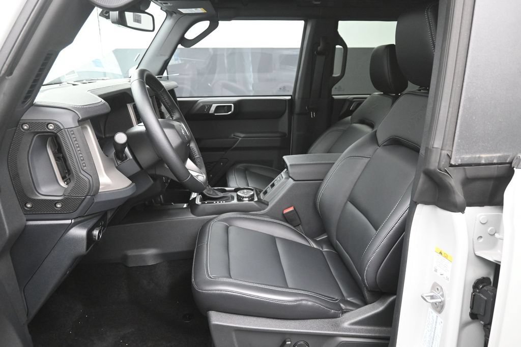 New 2026 Ford Bronco Outer Banks AWD/4WD image 19