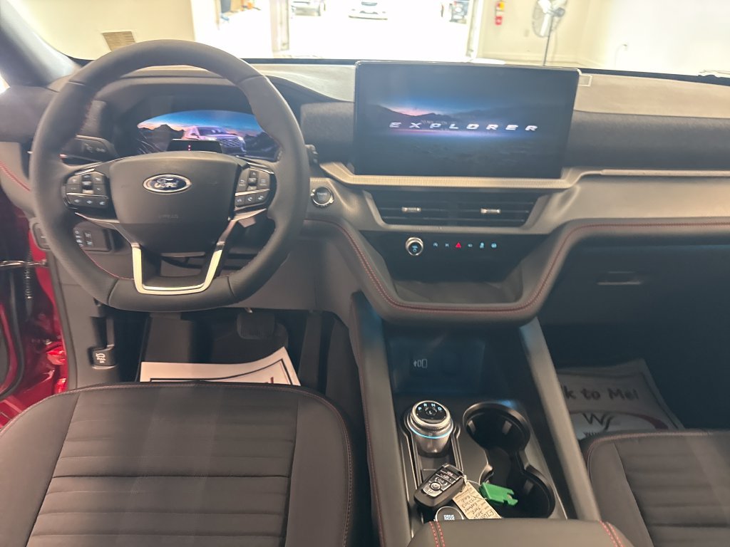 New 2026 Ford Explorer ST-Line w/ ST-Line Street Pack AWD/4WD image 17