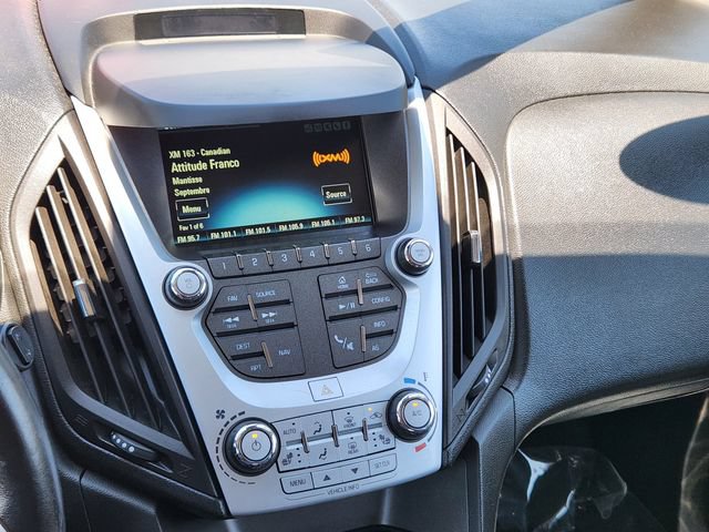 Used 2017 Chevrolet Equinox Premier w/ Enhanced Convenience Package AWD/4WD image 15
