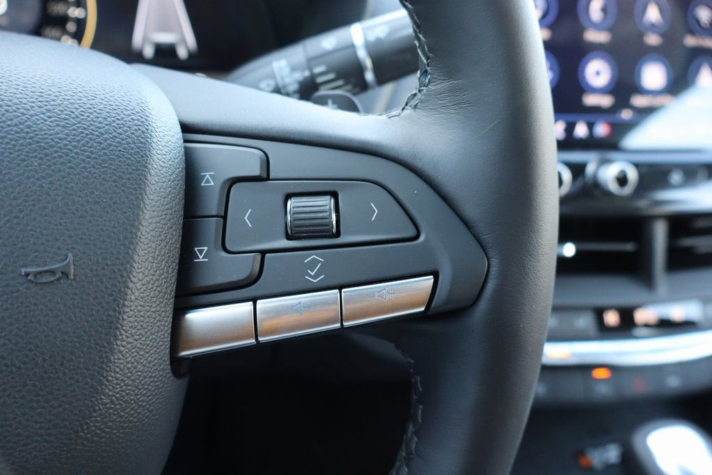 Used 2025 Cadillac CT4 Premium Luxury image 14