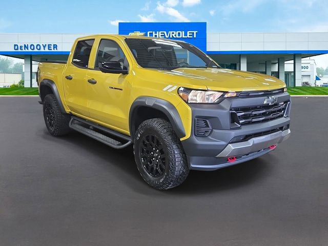 Used 2023 Chevrolet Colorado Trail Boss w/ Technology Package image 7