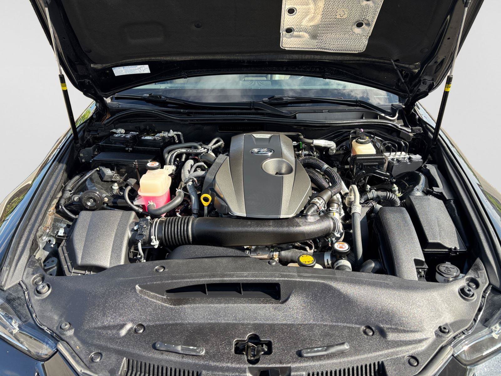 Used 2019 Lexus IS 300 w/ Premium Package RWD image 20