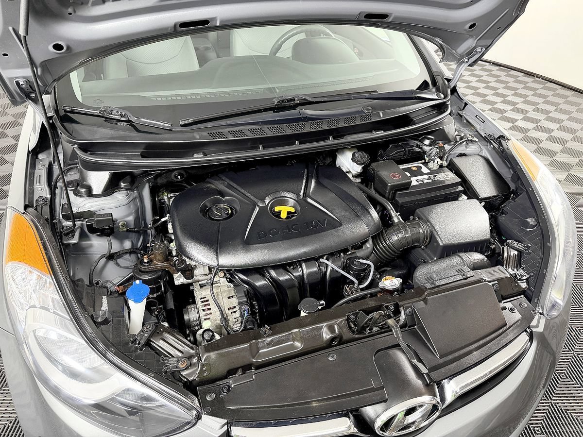 Used 2013 Hyundai Elantra GLS w/ Preferred Pkg FWD image 20
