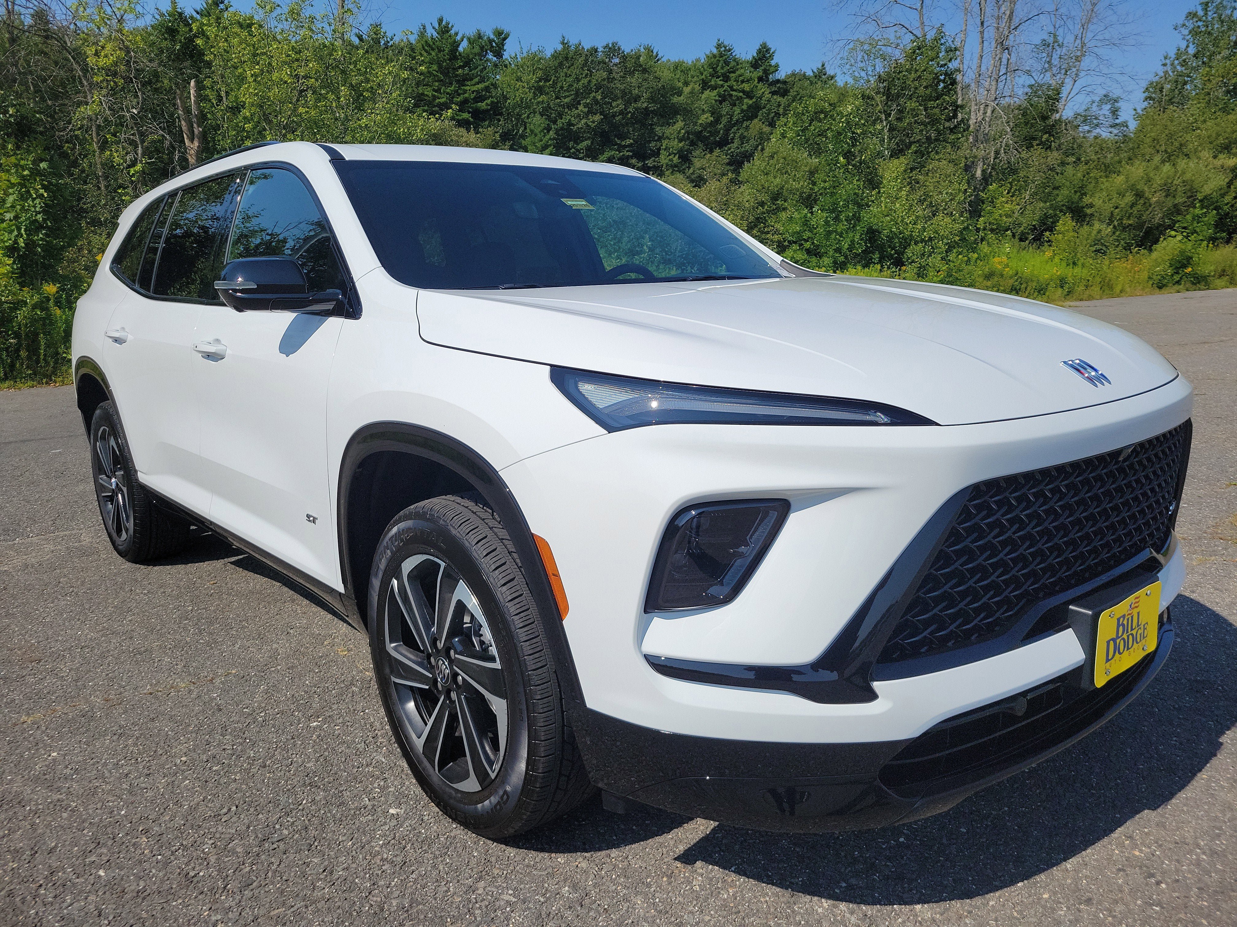 New 2026 Buick Enclave Sport Touring w/ Power Package image 9