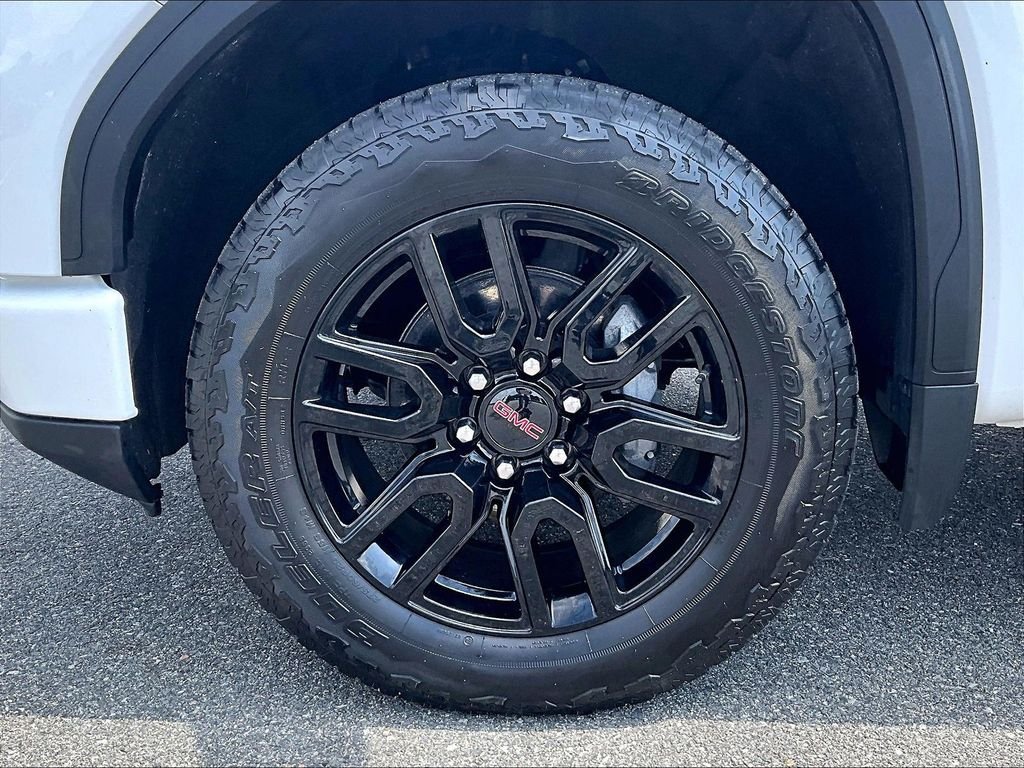 Used 2024 GMC Sierra 1500 Elevation AWD/4WD image 7