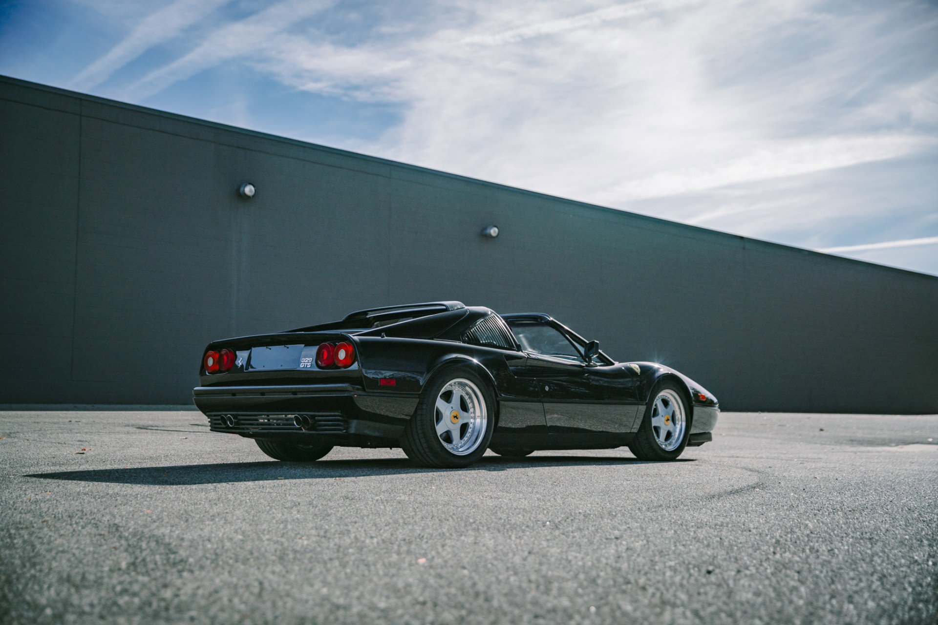 Used 1986 Ferrari 328 GTS image 16