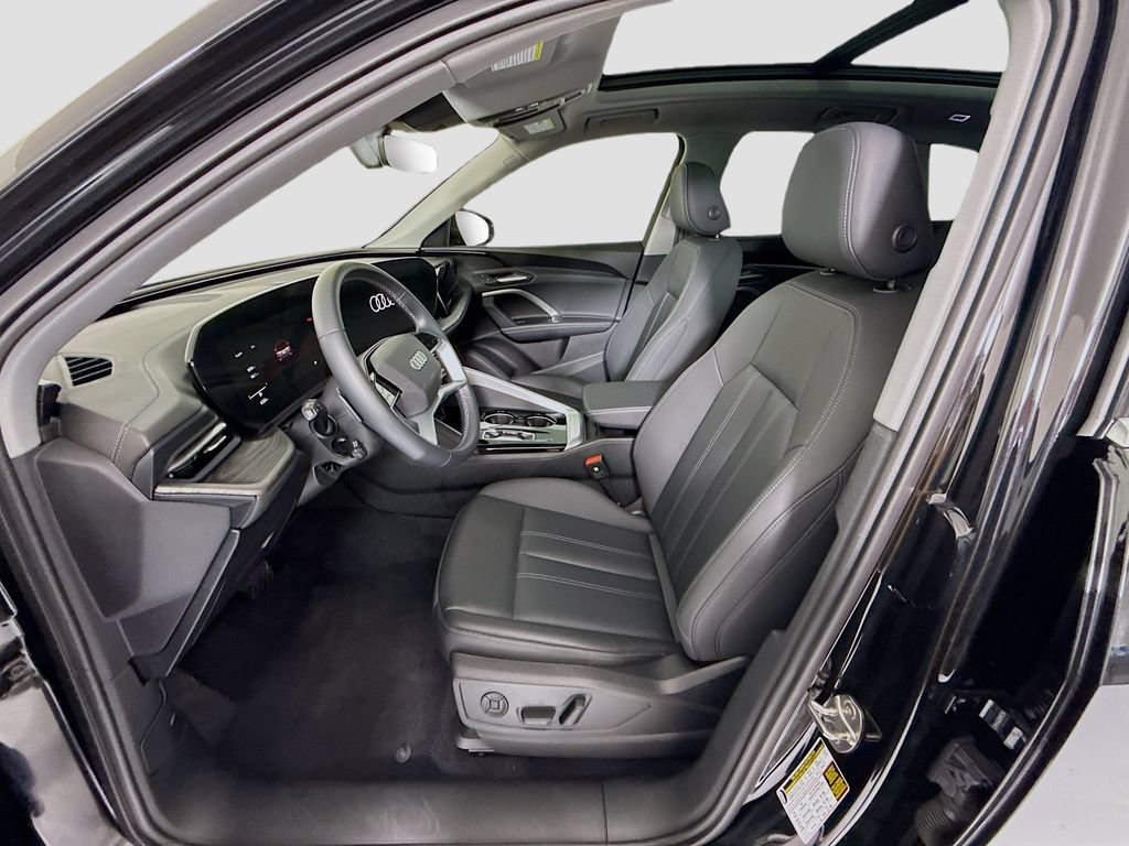 Used 2025 Audi Q5 Premium w/ Convenience Package AWD/4WD image 20
