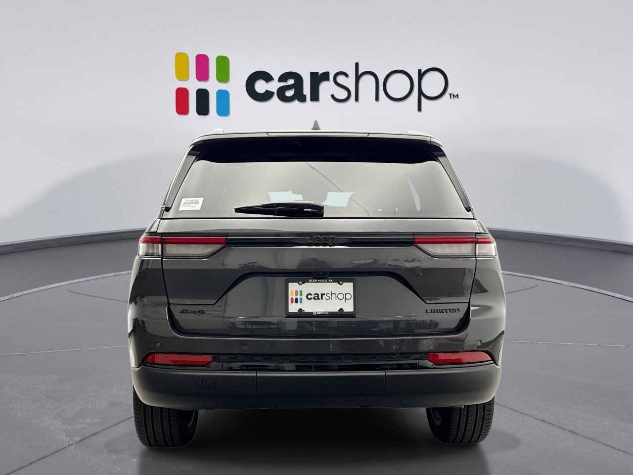 Used 2025 Jeep Grand Cherokee Limited w/ Black Appearance Package image 4