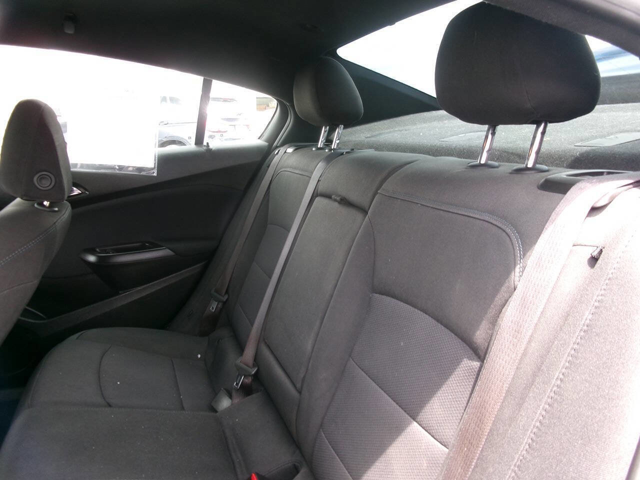 Used 2017 Chevrolet Cruze LT w/ Convenience Package FWD image 15