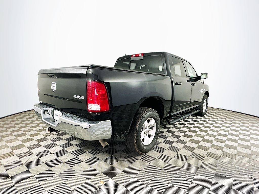 Certified 2019 RAM 1500 Classic SLT w/ Luxury Group image 11