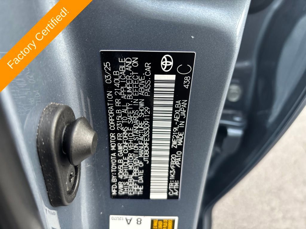 Used 2025 Toyota Corolla LE image 26