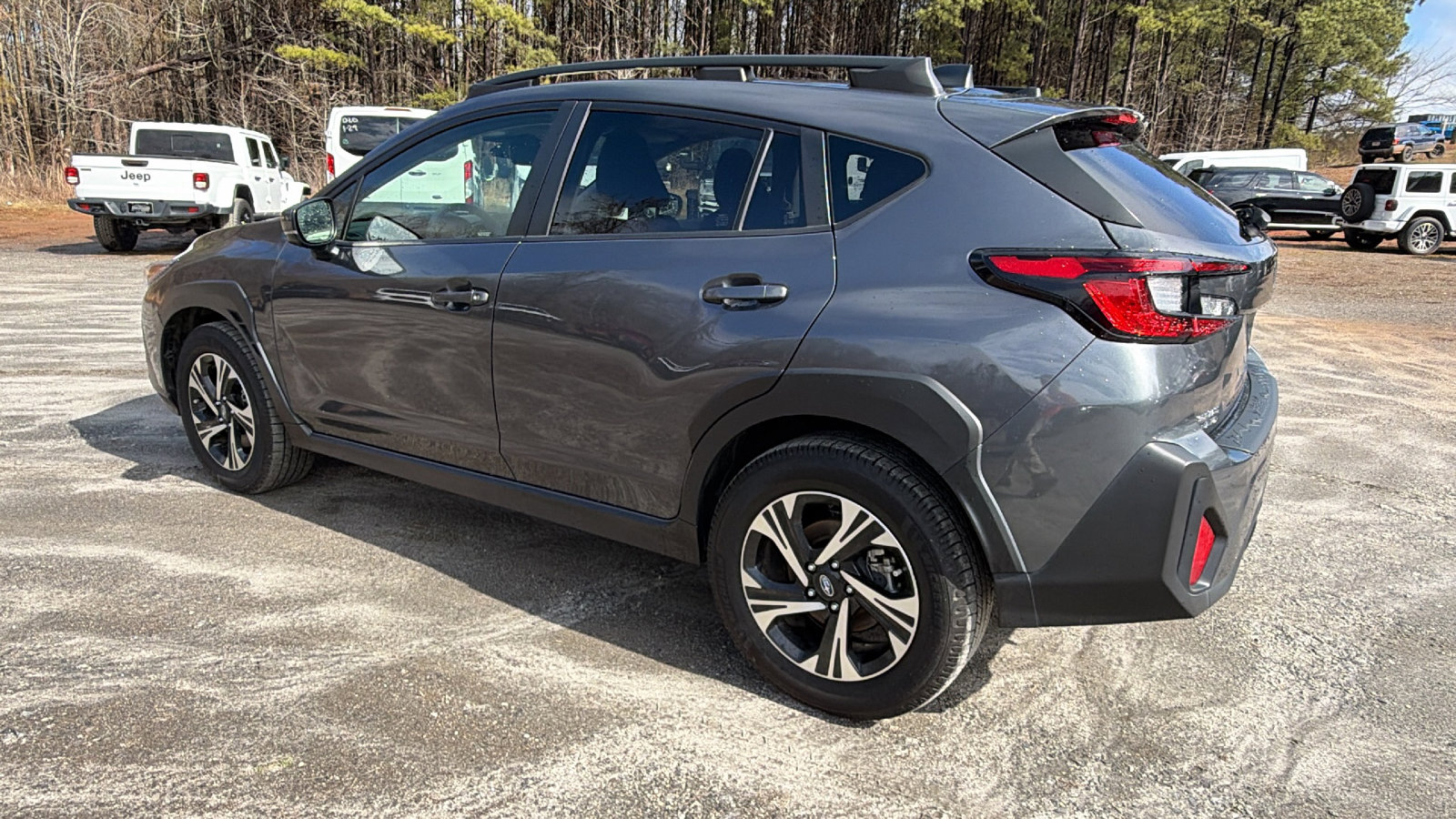 Used 2024 Subaru Crosstrek 2.0i Premium image 10