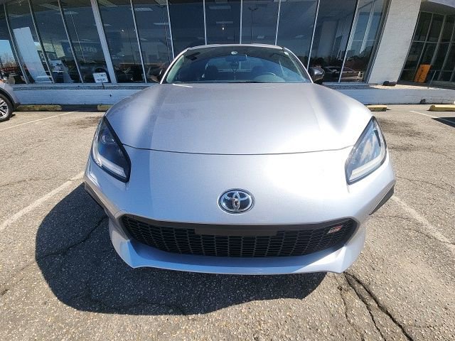 Used 2024 Toyota GR86 Premium image 3