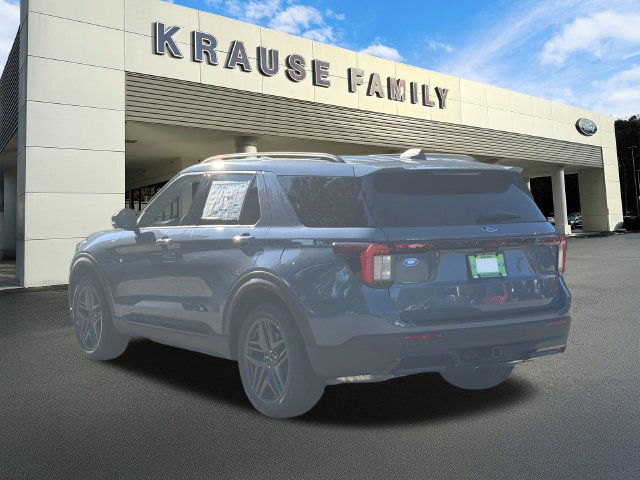 New 2026 Ford Explorer ST-Line w/ ST-Line Street Pack RWD image 6