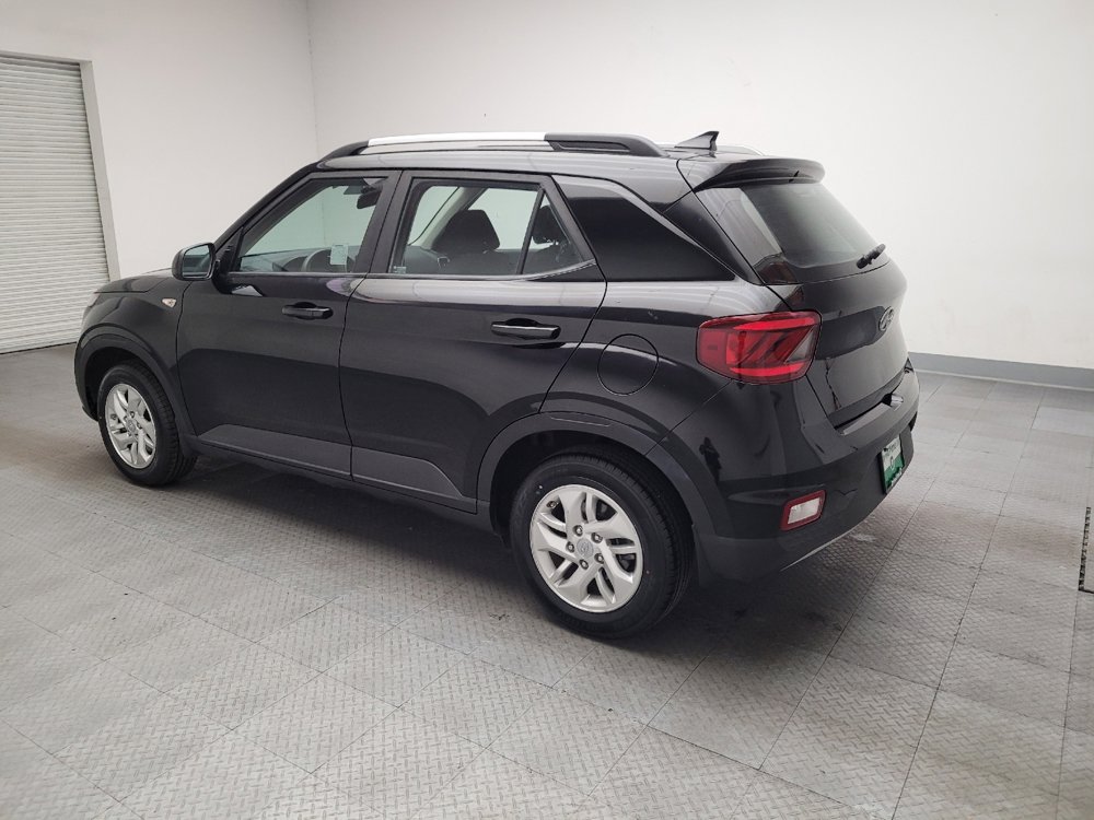 Used 2020 Hyundai Venue SEL image 3