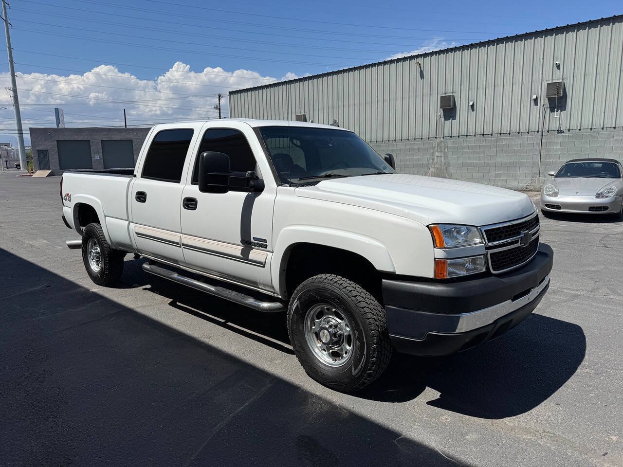 Used 2007 Chevrolet Silverado 2500 LT w/ Heavy-Duty Power Package AWD/4WD image 13