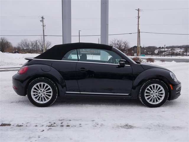 Used 2019 Volkswagen Beetle 2.0T SE image 8