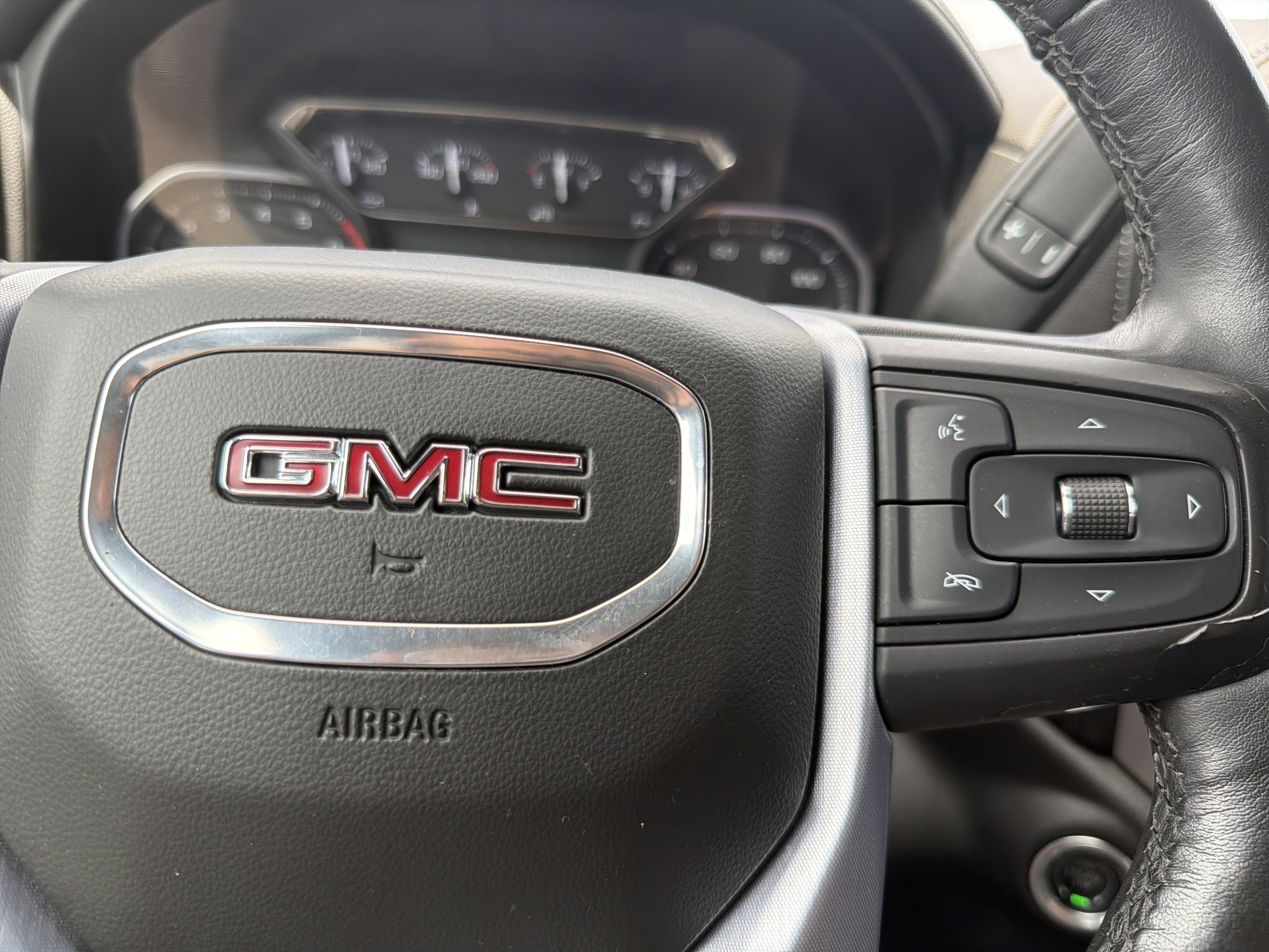 Used 2020 GMC Sierra 1500 SLT AWD/4WD image 30