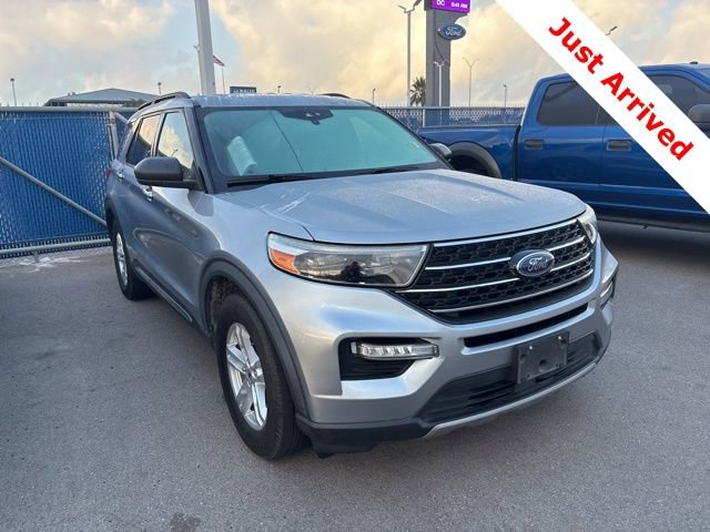 Used 2020 Ford Explorer XLT w/ Equipment Group 202A image 5