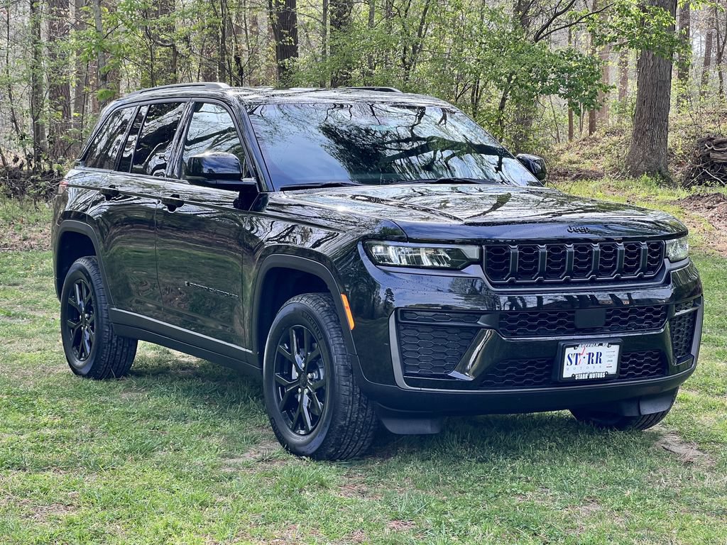 New 2026 Jeep Grand Cherokee Altitude