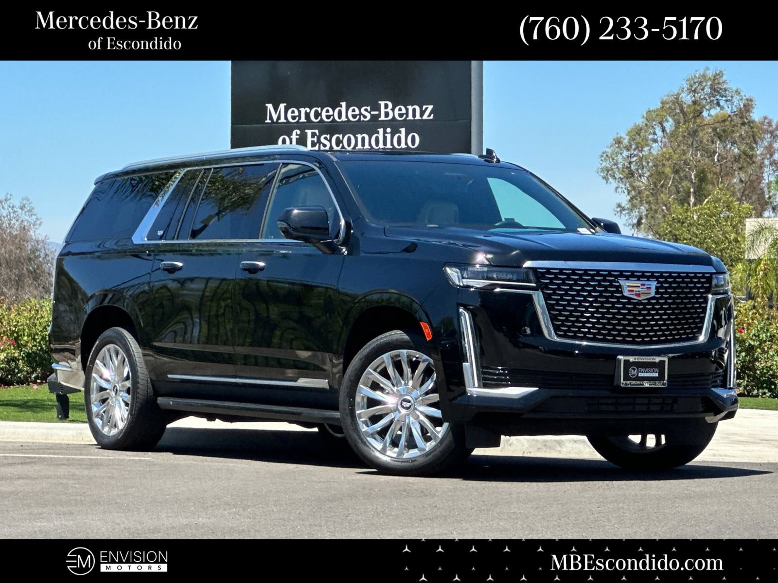 Used 2023 Cadillac Escalade ESV Premium Luxury RWD image 1