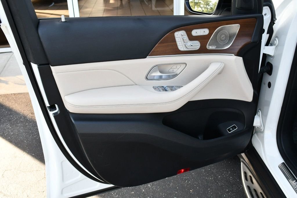Used 2023 Mercedes-Benz GLE 350 4MATIC image 11