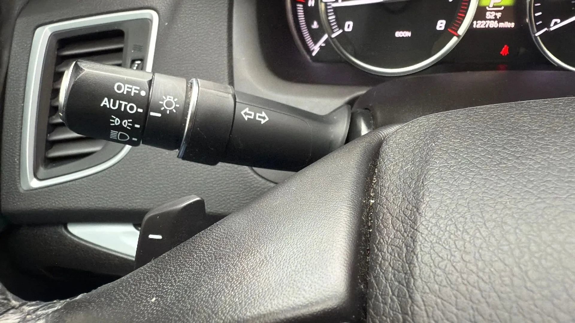 Used 2020 Acura TLX FWD image 14