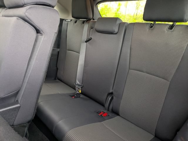 Certified 2024 Toyota Highlander LE AWD/4WD image 24