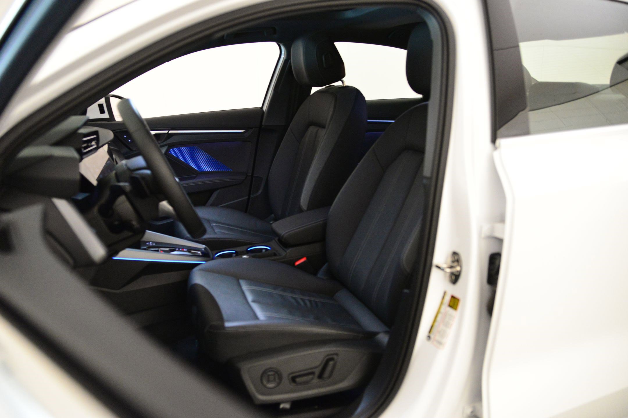 Certified 2025 Audi A3 2.0T Premium Plus w/ Premium Plus Package image 4