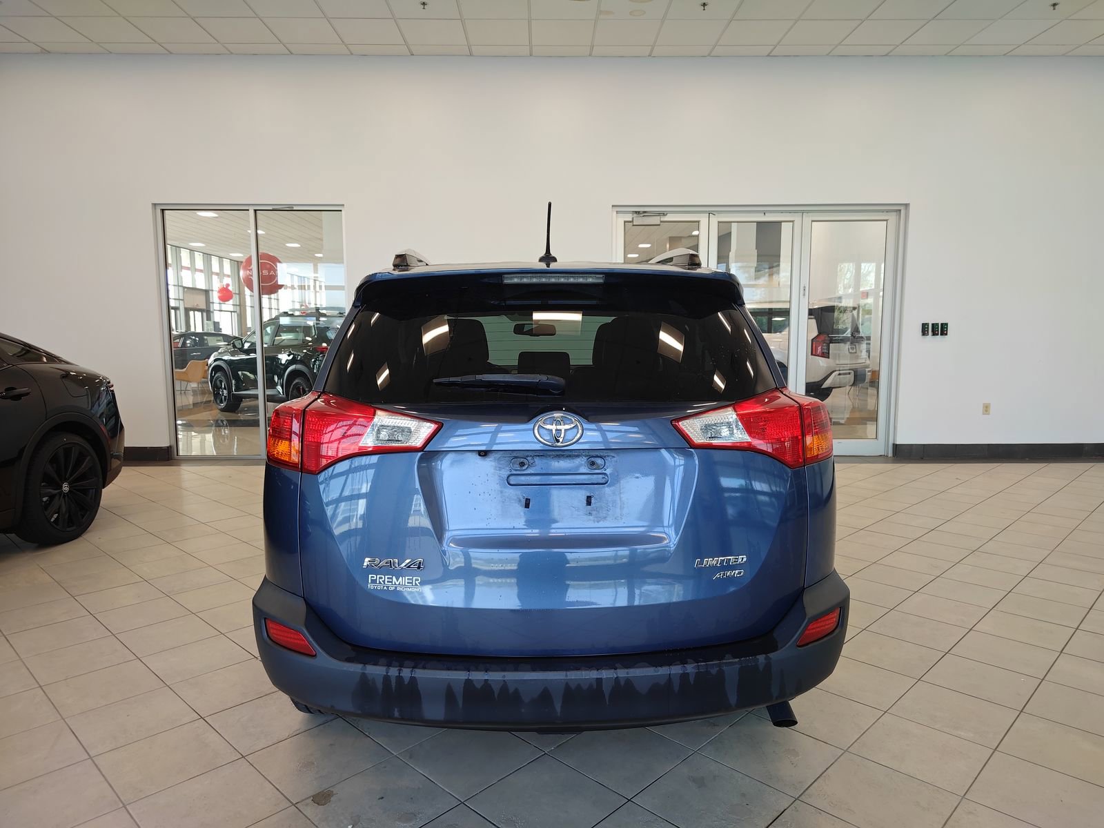 Used 2014 Toyota RAV4 Limited AWD/4WD image 4