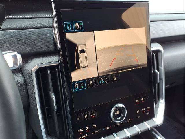 Used 2026 GMC Acadia Elevation FWD image 13