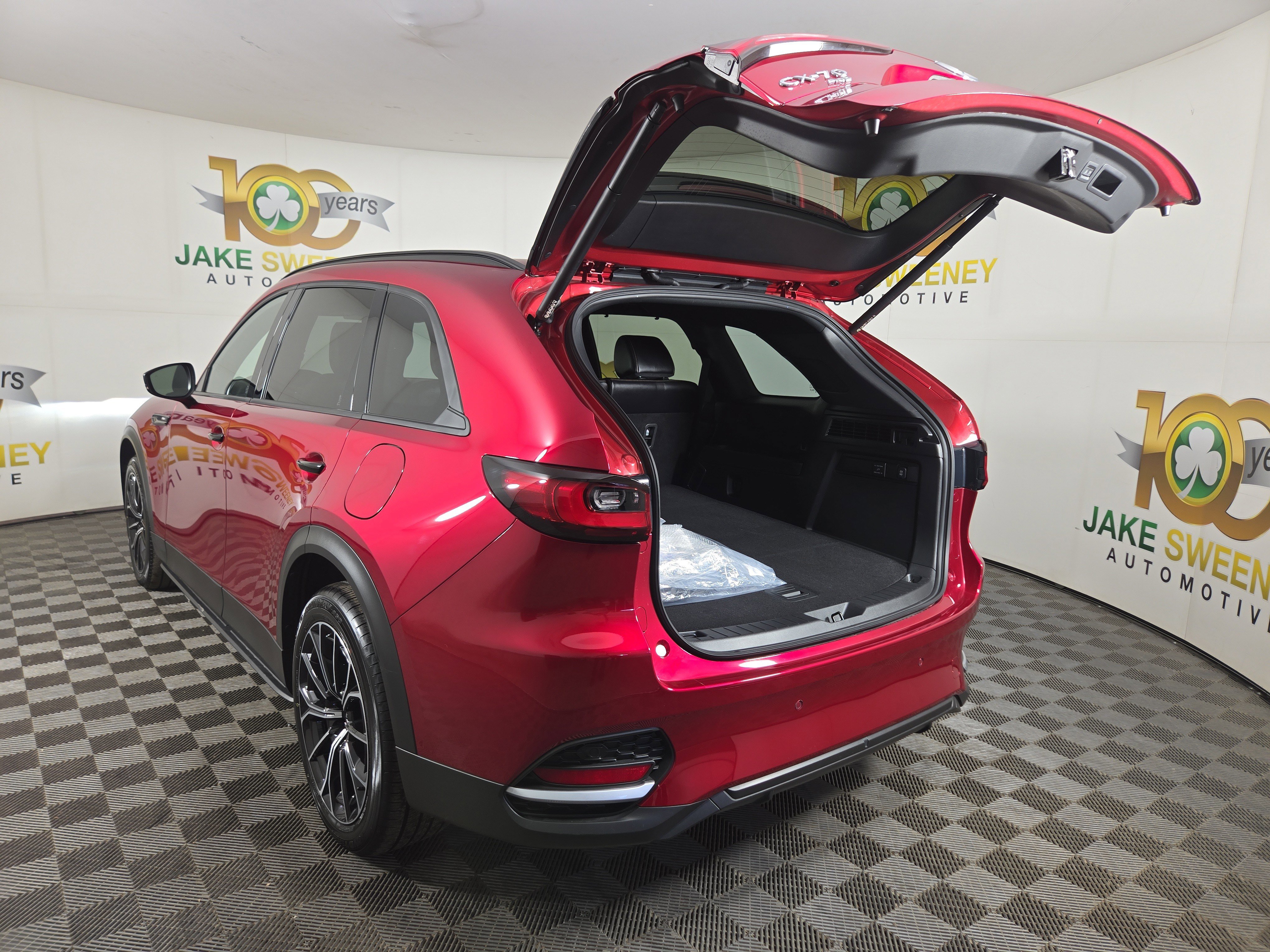 Certified 2025 MAZDA CX-70 Plug-In Hybrid w/ Premium Plus image 31