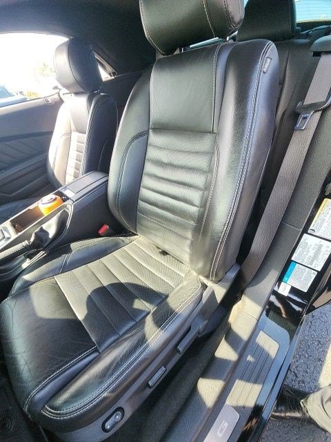 Used 2014 Ford Mustang GT Premium w/ Electronics Package RWD image 25