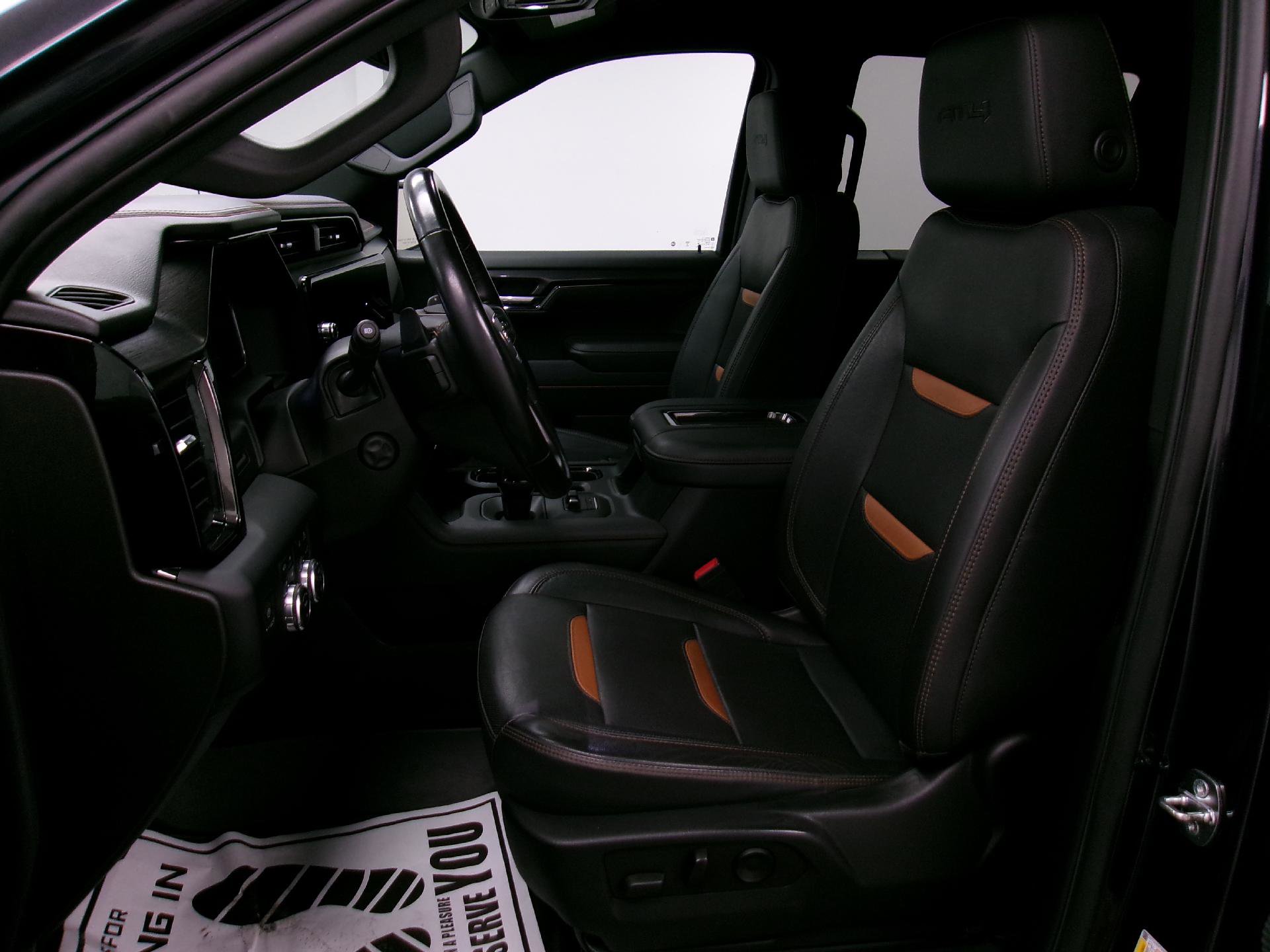 Used 2022 GMC Sierra 1500 AT4 w/ Sierra Safety Plus Package image 8