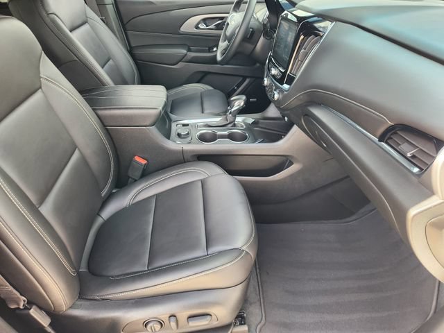 Used 2023 Chevrolet Traverse LT w/ LT Premium Package AWD/4WD image 14