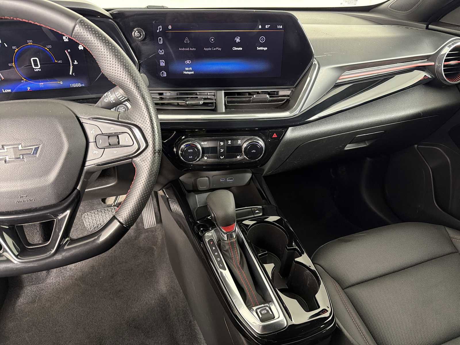 Used 2024 Chevrolet Trax RS image 26