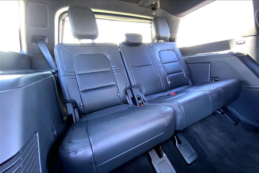 Used 2023 Lincoln Navigator Reserve image 35