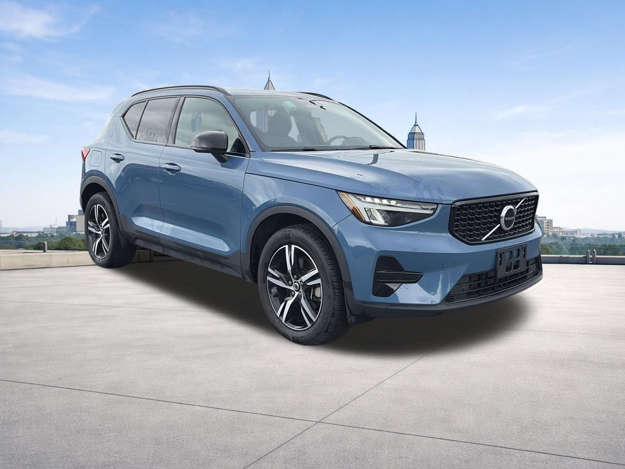 Used 2024 Volvo XC40 B5 Core AWD/4WD image 7