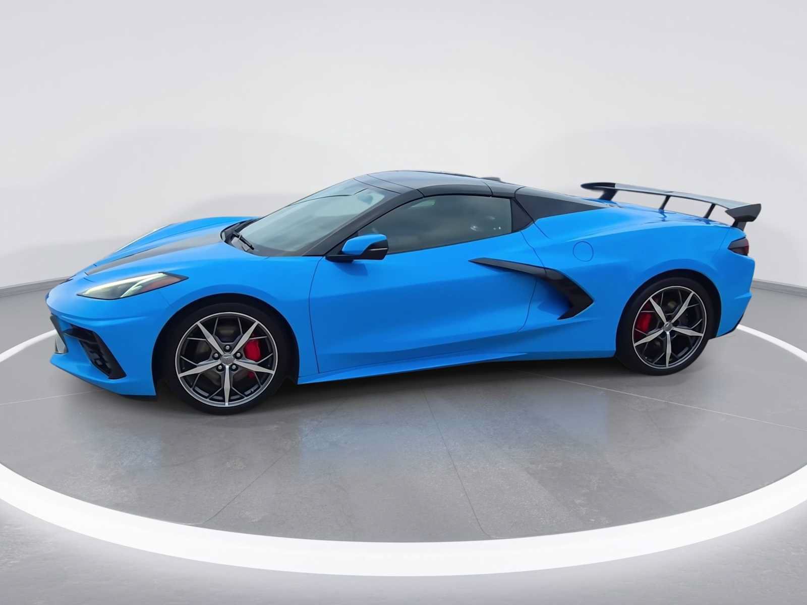 Used 2020 Chevrolet Corvette Stingray Premium Conv w/ 3LT Preferred Equipment Group RWD image 4